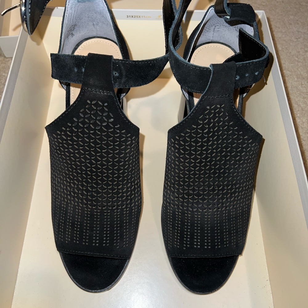 Marc Fisher LTD Vixen Pepe Toe Sandal - Picture 4 of 6